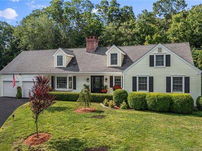 27 Partridge Ln, Essex, CT, 06426