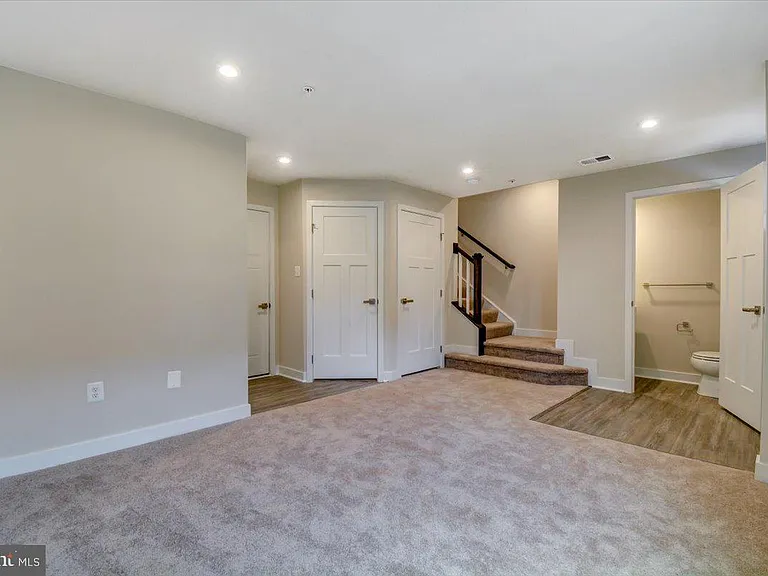9583 Tall Oaks Rd — Photo 8