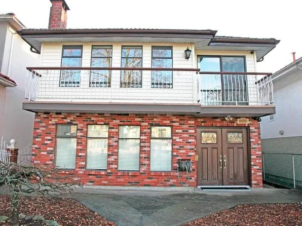 2038 E 40th Ave, Vancouver, BC V5P 1J3