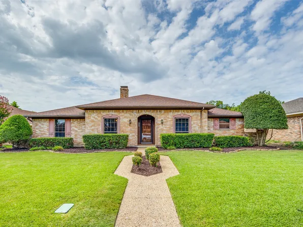 2102 J J Pearce Dr, Richardson, TX 75081