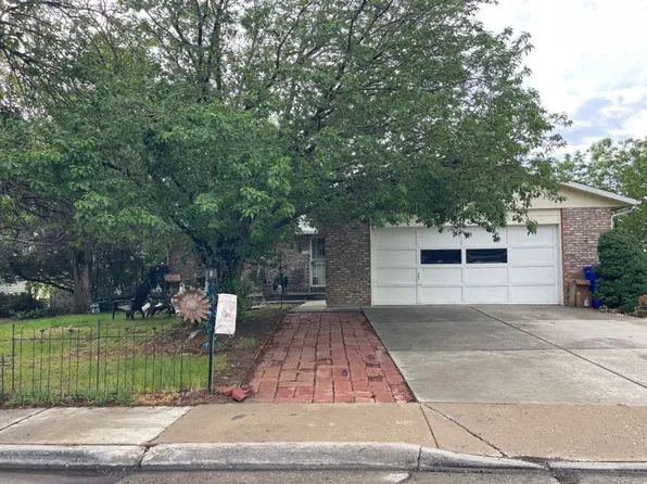 3932 Jefferson Dr, Loveland, CO 80538