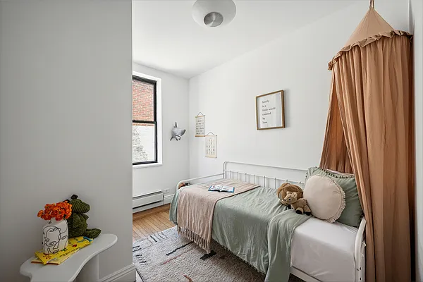 Sold by Douglas Elliman | media 7