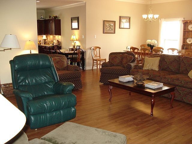 2nd image of 116 Legacy Pointe Dr