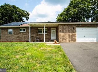 163 S Hawthorne Ave, Langhorne, PA 19047