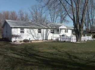 819 Bartson Rd, Fremont, OH 43420