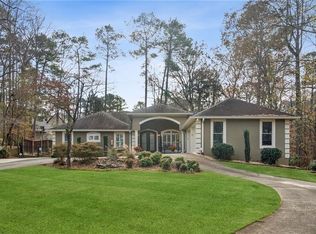 1552 Catherine Ct, Suwanee, GA 30024