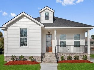 1908 Karl Dr, Arabi, LA 70032