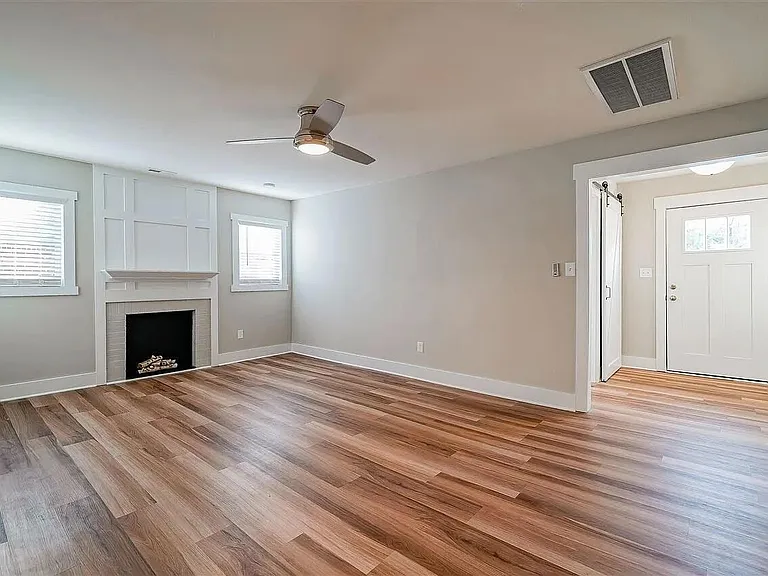 711 Sherrybrook Dr — Photo 3