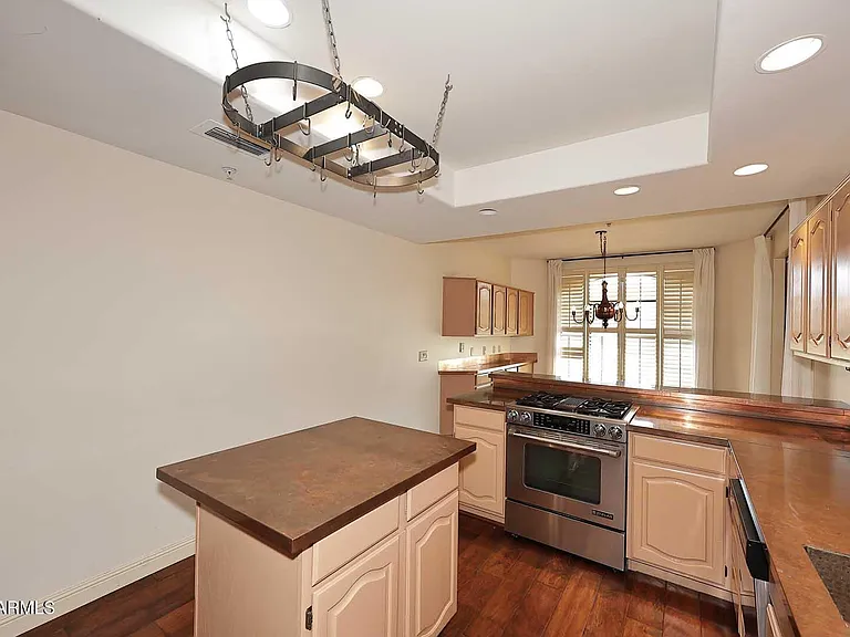 8100 E Camelback Rd #39 — Photo 14
