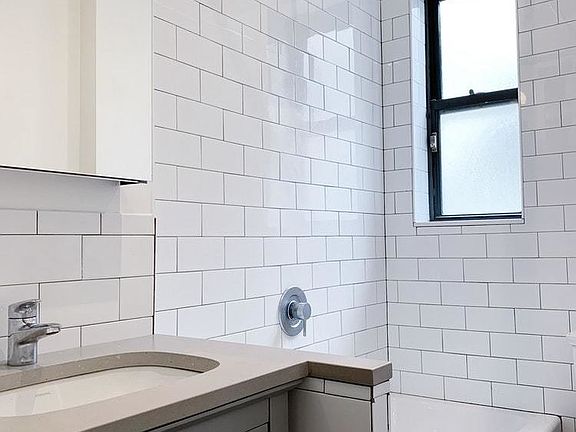 5th image of 250 Pacific St #21A