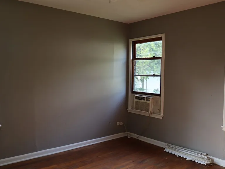 203 Brooks Ave — Photo 9