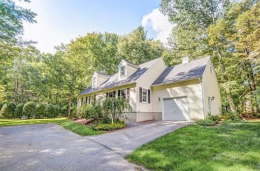 1st image of 53 Beechwood Dr