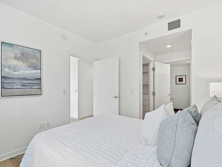 1688 Pine St #1008 — Photo 15