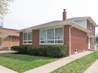 4925 Egandale Ave, Mc Cook, IL 60525
