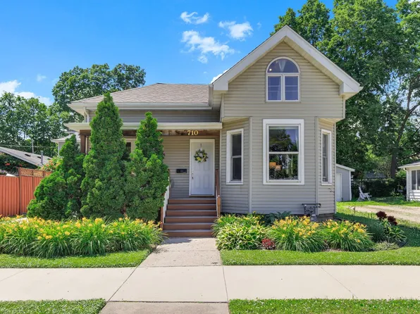 710 1st Ave NW, Faribault, MN 55021