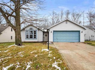 8624 Spring Forest Dr, Fort Wayne, IN 46804