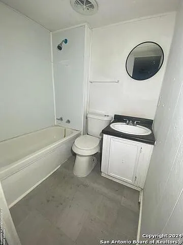 1311 W Hein Rd #4 — Photo 13