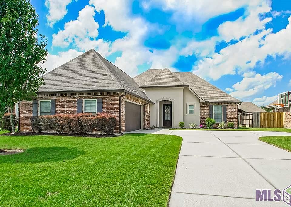 1st image of 14457 Garnet Dr