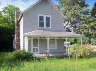 20429 Spruce St, Onaway, MI 49765