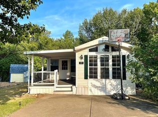 305 Sunshine Cir, Branson, MO 65616