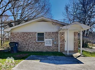 71 Sheila Ln #A, Powder Springs, GA 30127