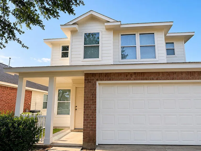 3910 Wimberley Hollow Ln — Photo 2