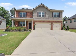 8033 Louis Dr, Locust Grove, GA 30248