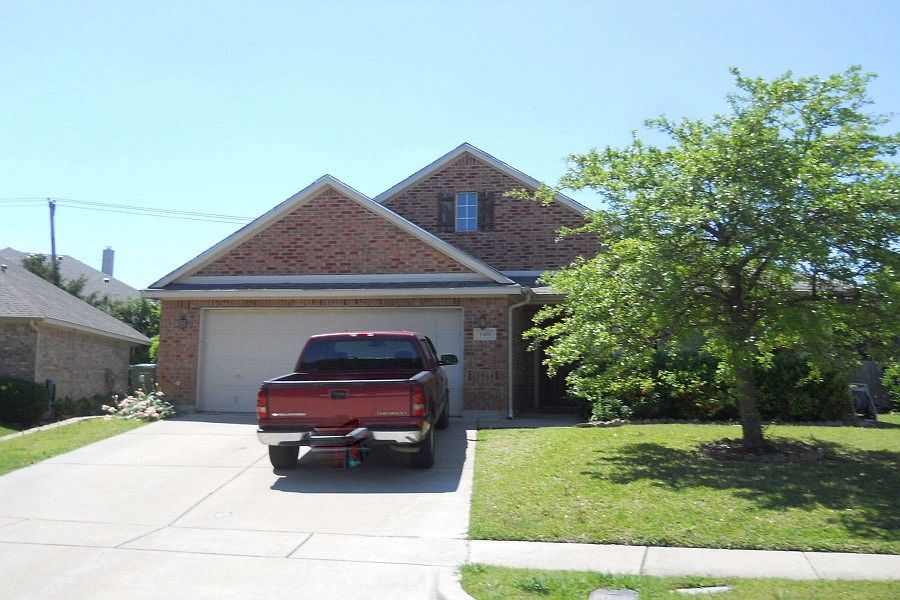 1st image of 1404 Cowtown Dr