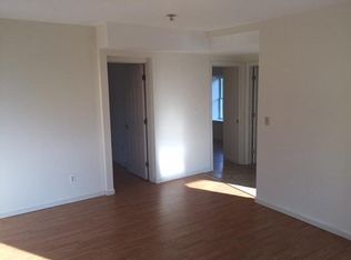 938 Farmington Ave #1E, Berlin, CT 06037
