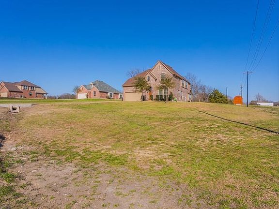 3rd image of 6201 Mesquite Trl