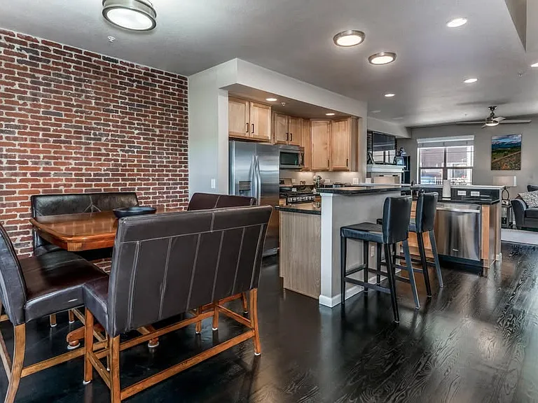 6997 W Virginia Ave — Photo 3