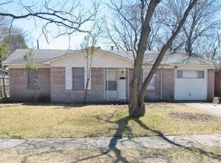2304 Sybil Dr, Mesquite, TX 75149