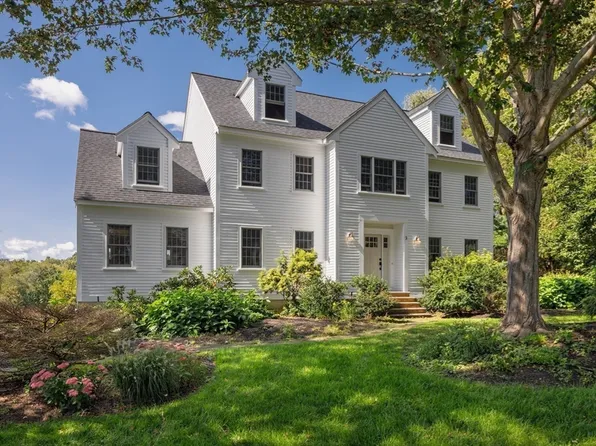 3 Fatherland Dr, Newbury, MA 01922