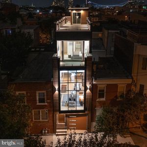 217 Tasker St, Philadelphia, PA, 19148