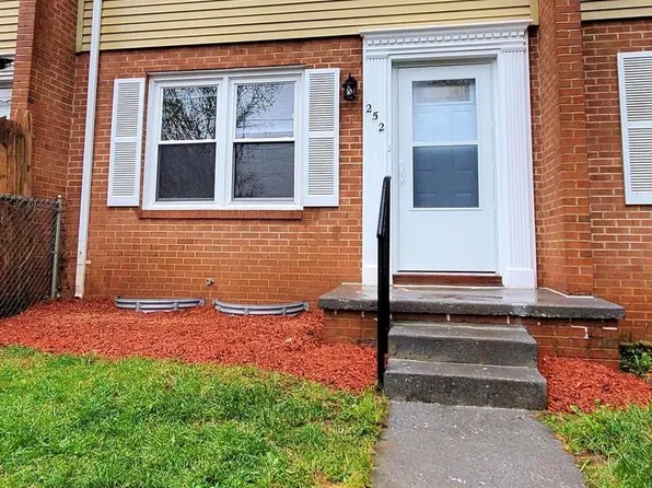 252 Orchard St, Front Royal, VA 22630