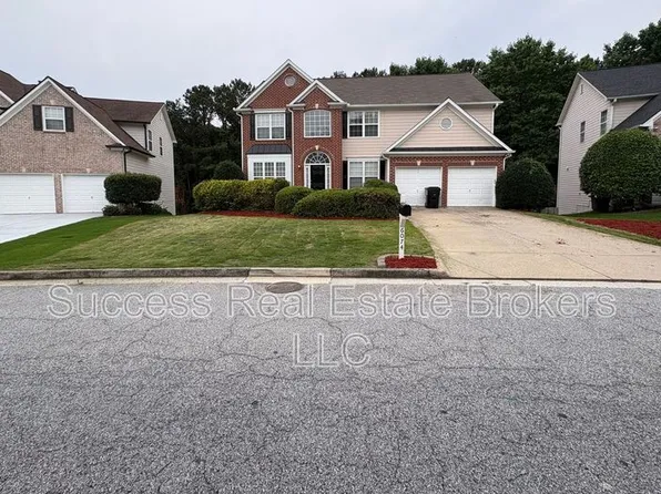 6074 Brookmere Ln SW, Mableton, GA 30126