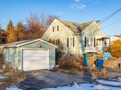 21 Gallivan Ln, Uncasville, CT, 06382