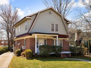 929 S Hawthorne Rd, Winston Salem, NC 27103