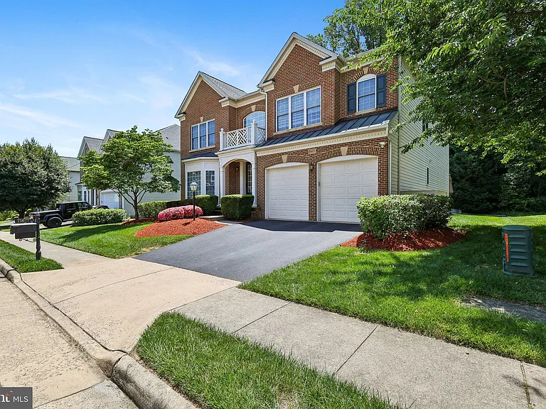 13677 Sweet Woodruff Ln — Photo 2