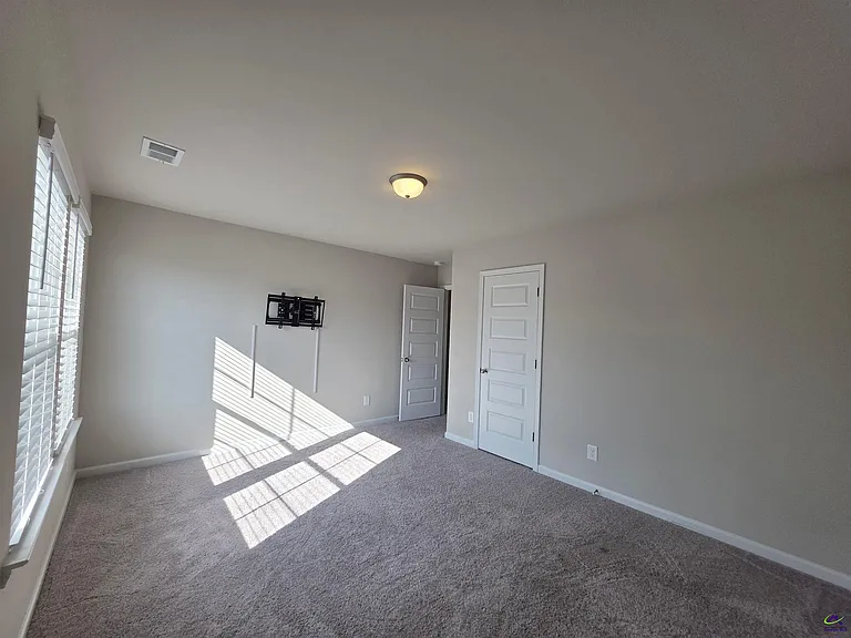 136 Red Birch Ln — Photo 18