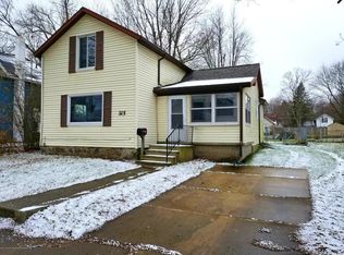 315 N Bostwick St, Charlotte, MI 48813