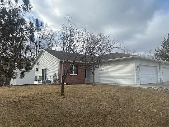 1st image of 311 Rako St