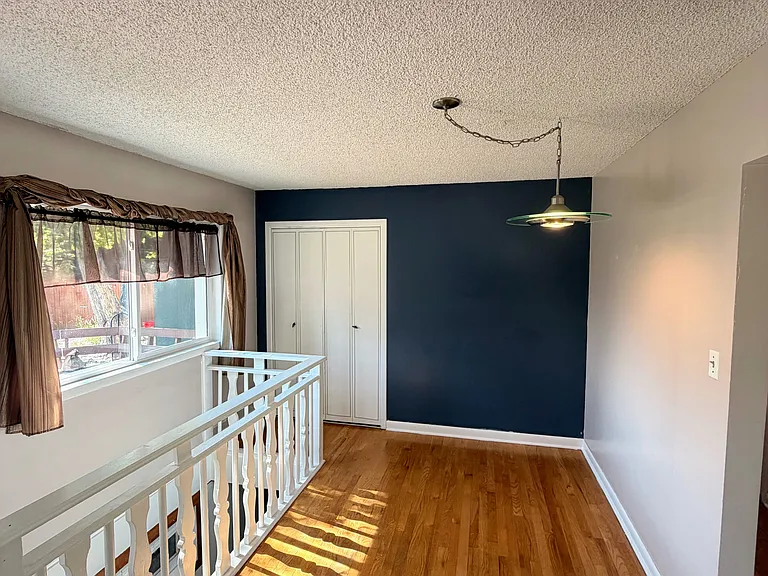 10508 Ronald Ln — Photo 5