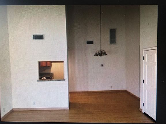4th image of 396 W Dryden St APT 205