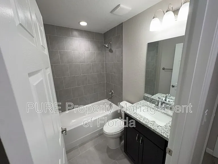 13915 SW 64th Terrace Rd #2 — Photo 32