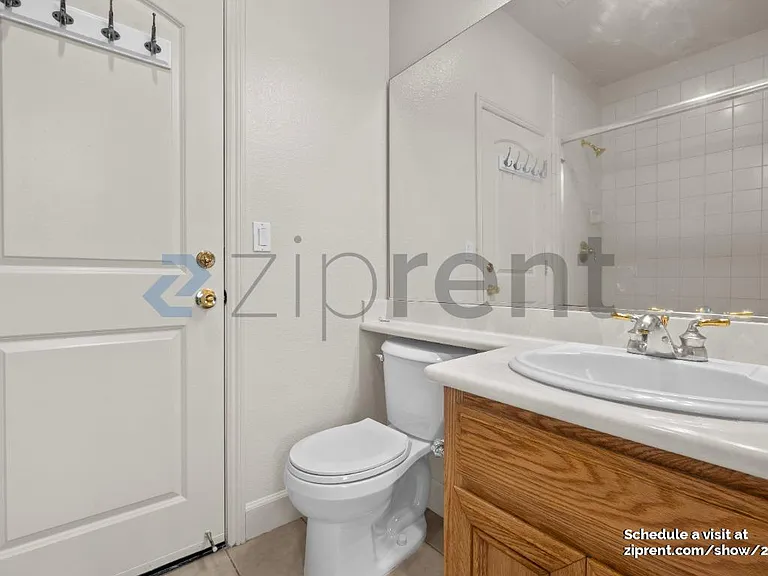9208 Hallmark Pl — Photo 30
