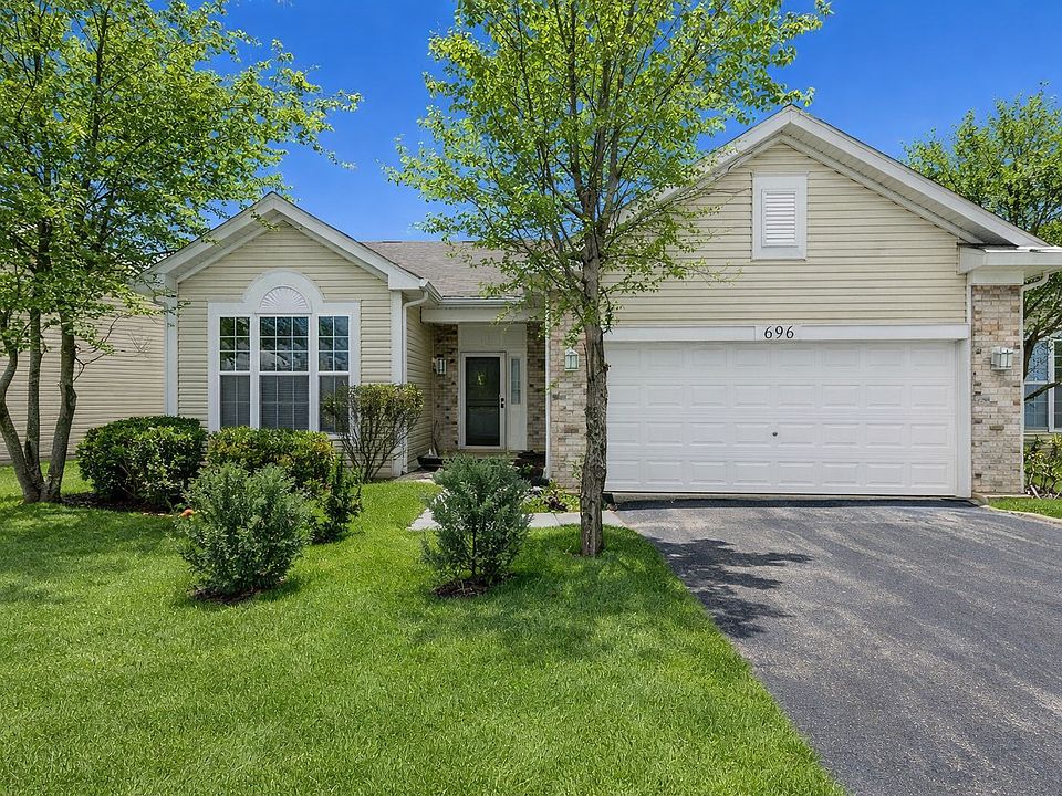 1st image of 696 S Wellston Ln