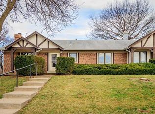 12315 White Cap Ln, Florissant, MO