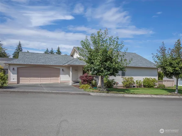 724 S Currier Court, Port Angeles, WA 98362