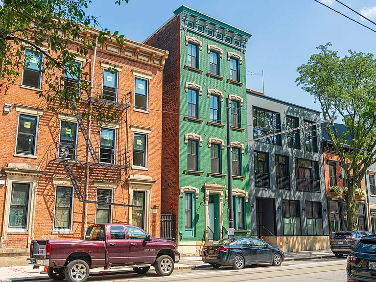 1508 Race St #1R — Photo 1